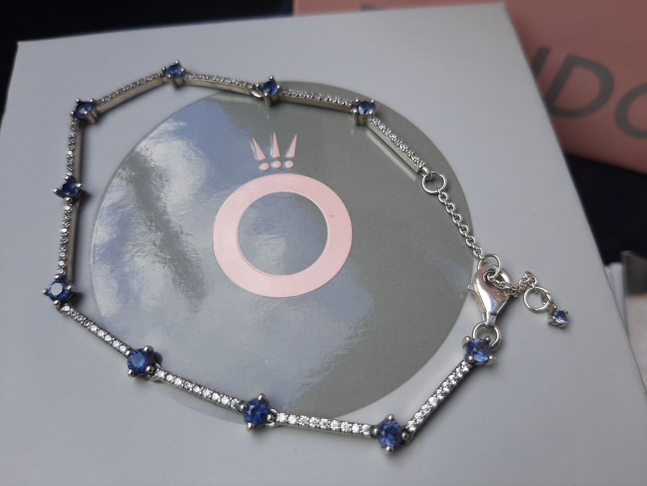 Оригинална гривна на Пандора