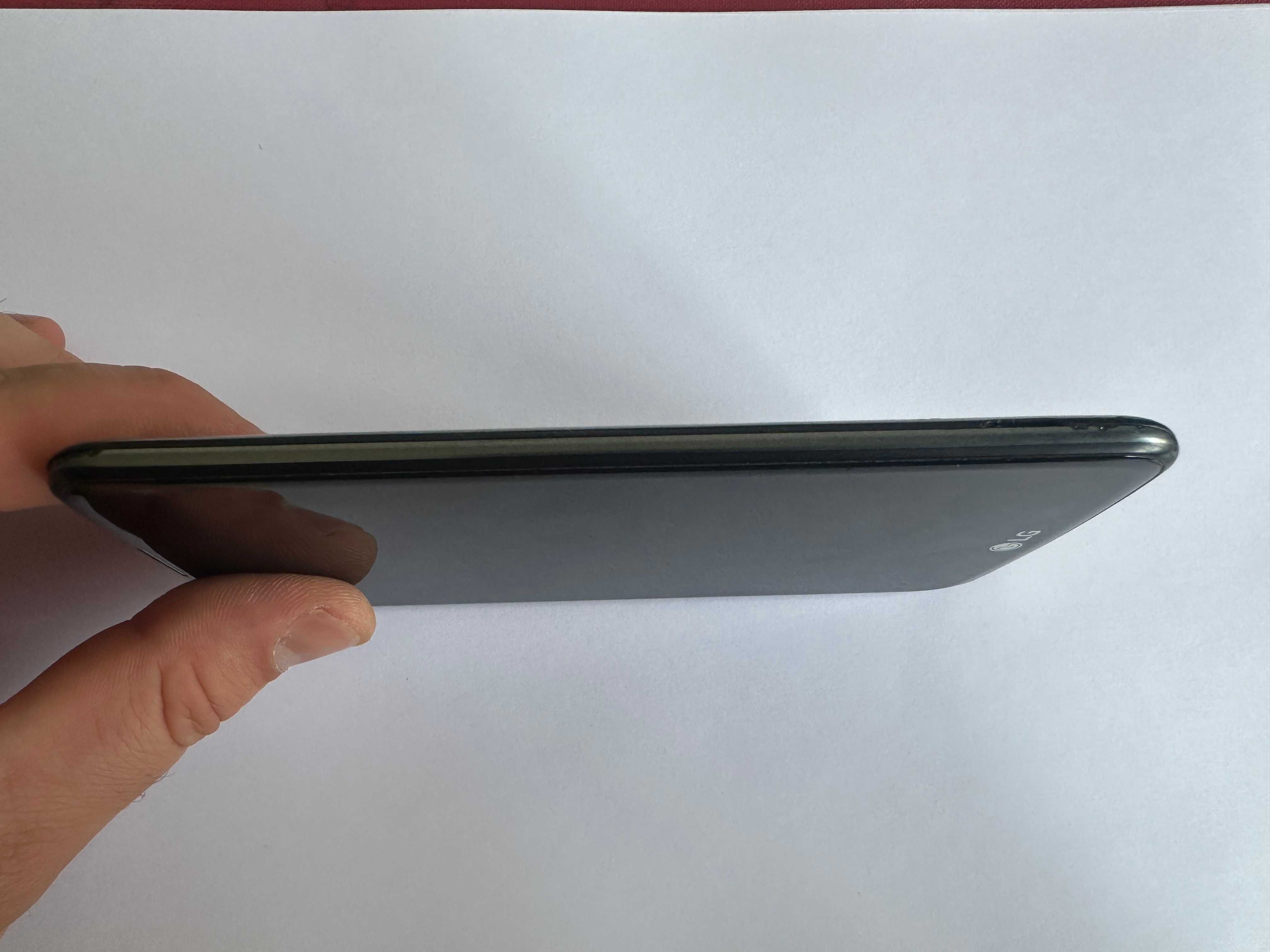 LG K10 модел k420n - 16GB - Черен - Фабрично Отключен