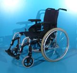 Scaun cu rotile handicap Breezy / latime sezut 43 cm