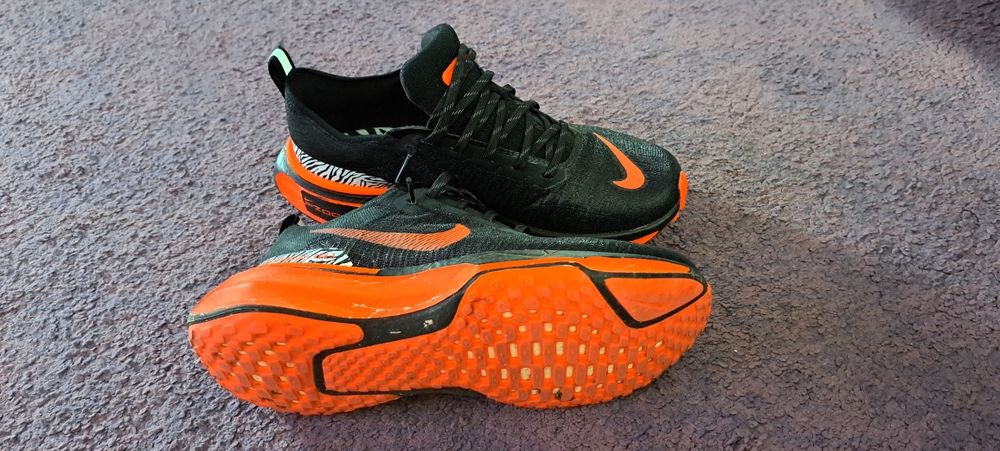 Nike Performance ZoomX Invincible Run 3