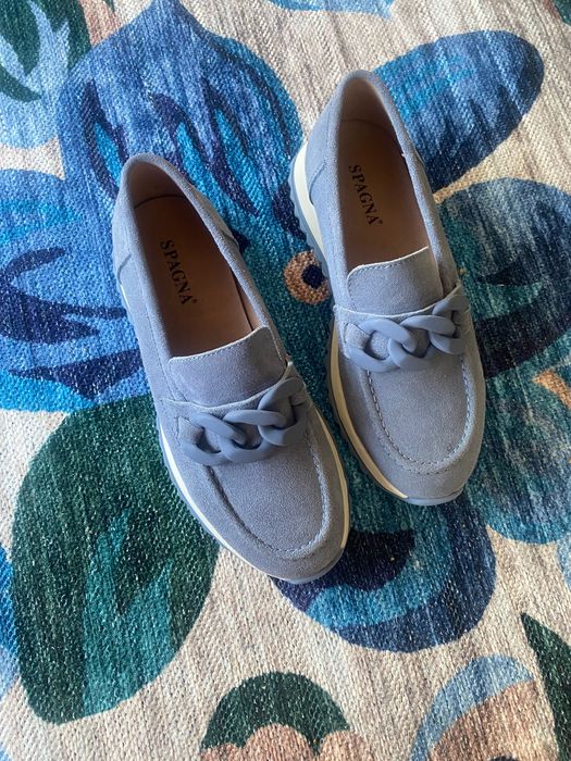 Vând pantofi de toamnă