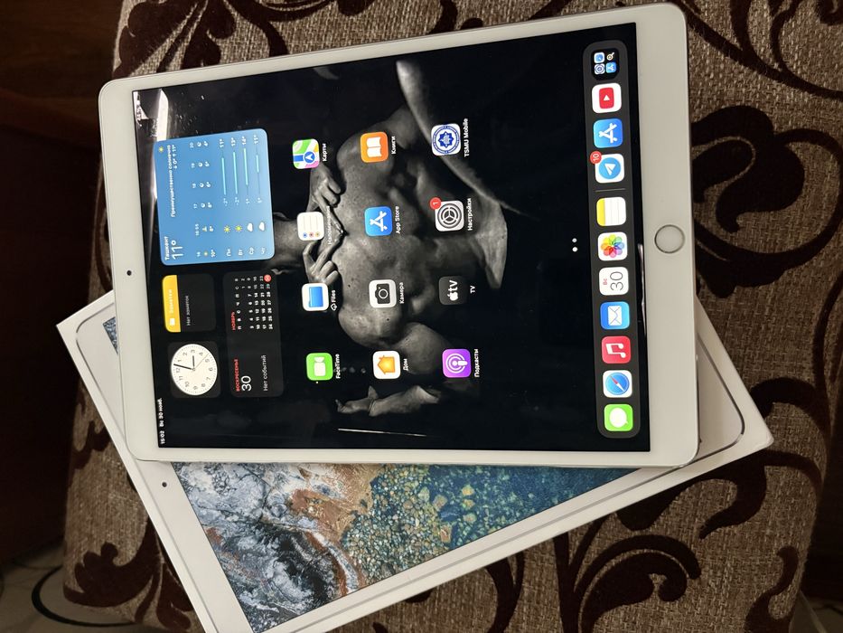Продам ipad 10.5 64GB