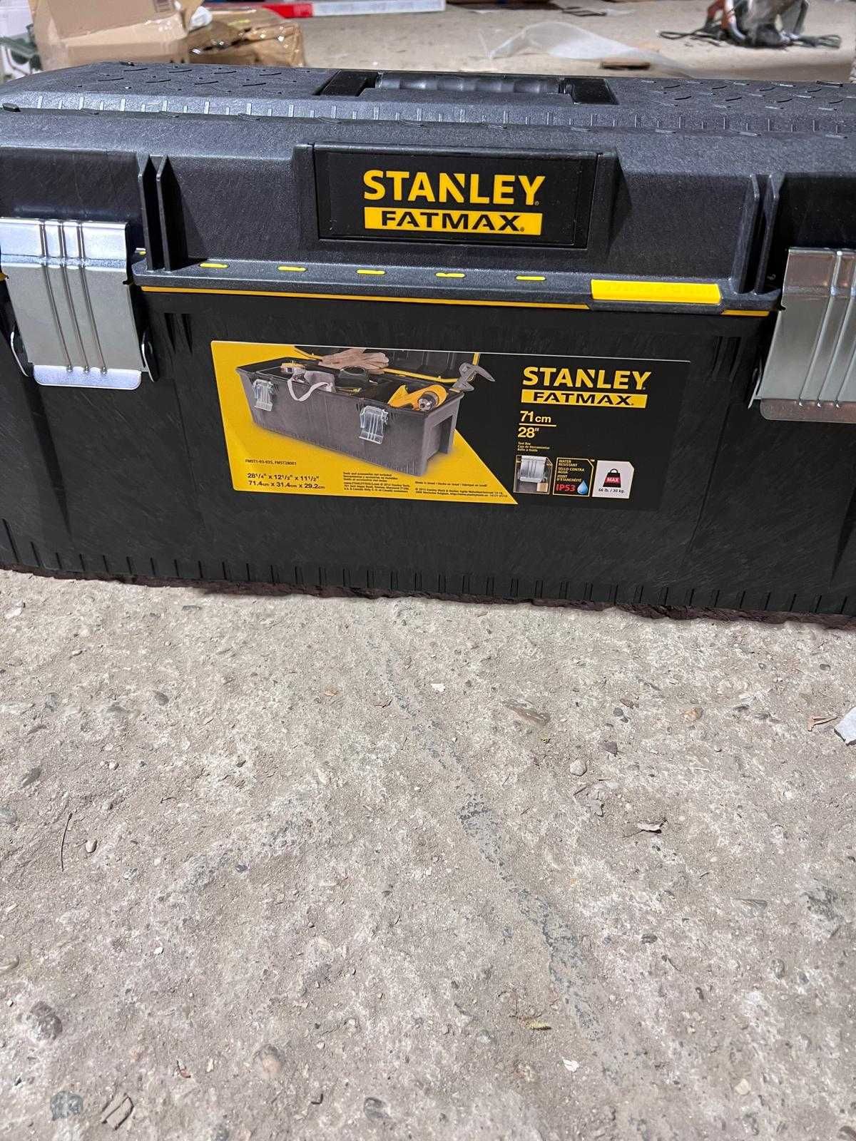 Stanley 1-93-935 Cutie de depozitare 28" FATMAX, cu prinderi metalice