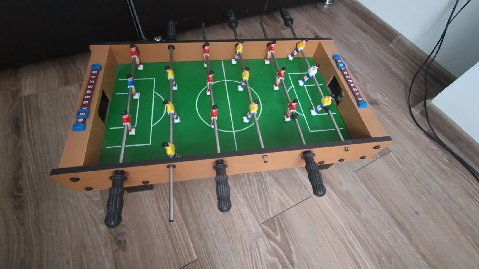 Vând joc mini-fotbal