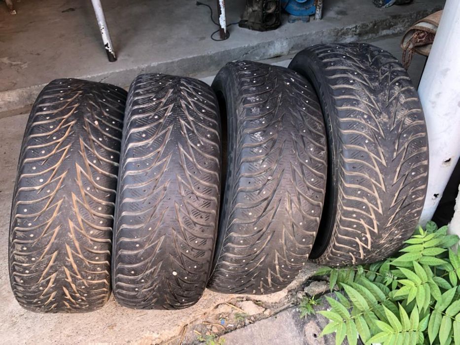 Yokohama Ice Guard 245/55/R19