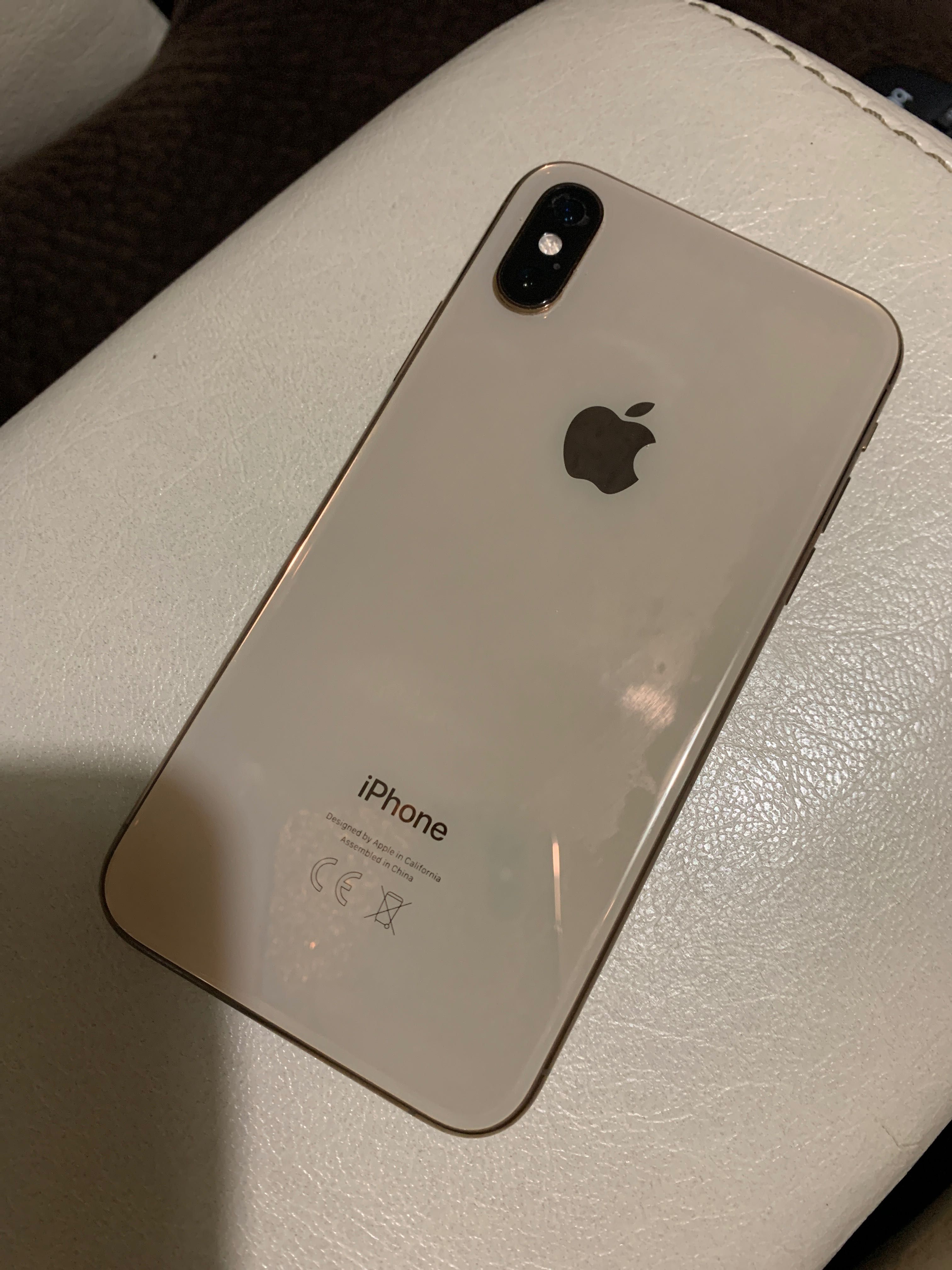 Супер запазен Iphone xs 64 GB