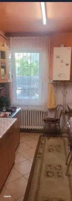 Tudor - Vanzare apartament 3 camere - Str. Livezeni