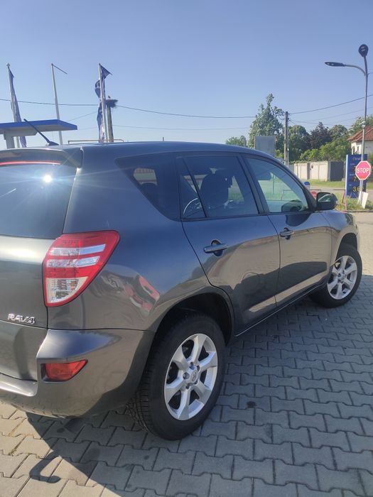 Vânzare Toyota RAV4