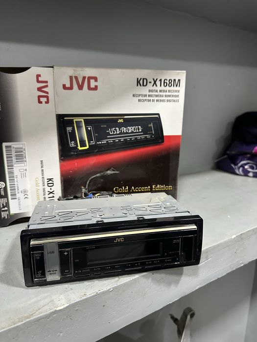 Magnitafon JVC KD-X168M