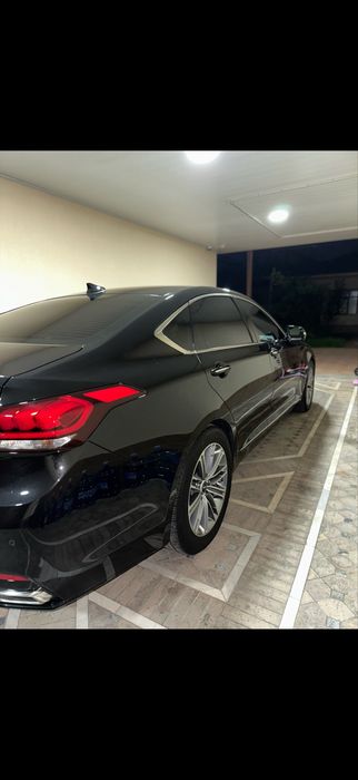 Срочно Genesis G80