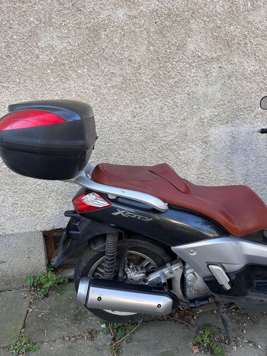 Vand scuter Yamaha X-City 250