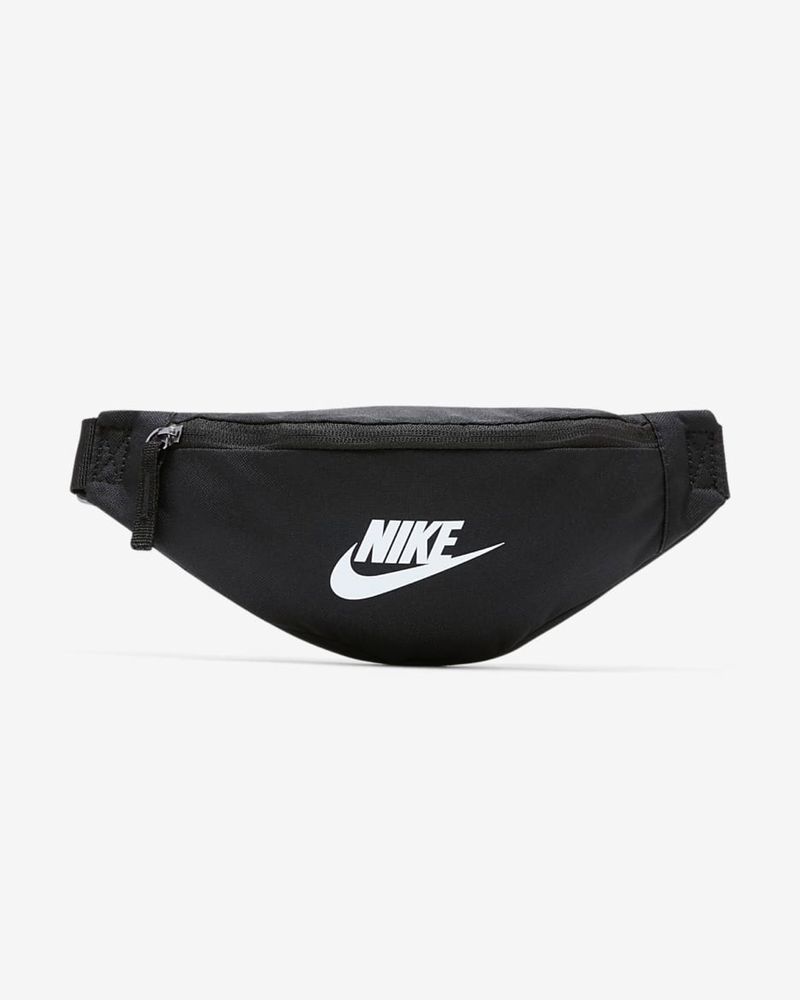 Чанта Nike (чере цвят) (като нова)