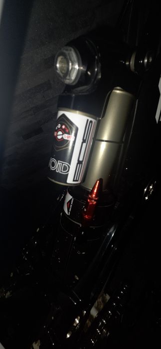 Vand shock B.O.S