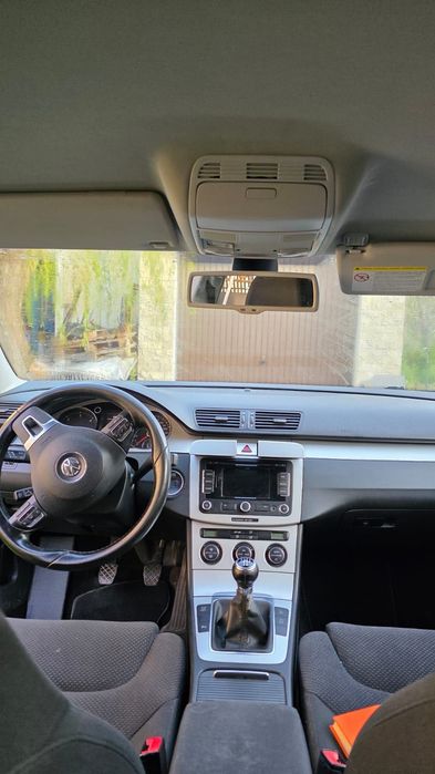 Urgent vand vw passat b6 an 2010