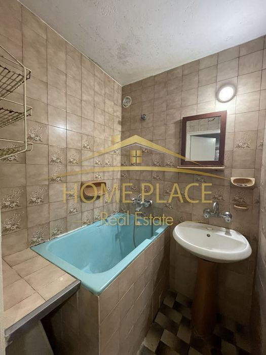 Продава се Тристаен апартамент в Варна, Цветен квартал - 60 кв.м за 2084 €/кв.м - Снимка #9