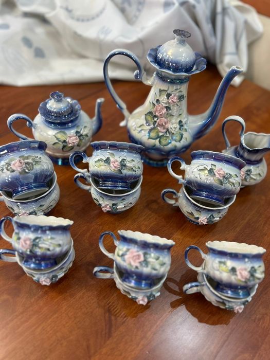 Сервиз чайный фарфоровый