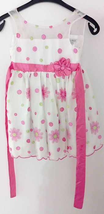 Rochiță superbă, cu buline și flori, fete 7-10 ani