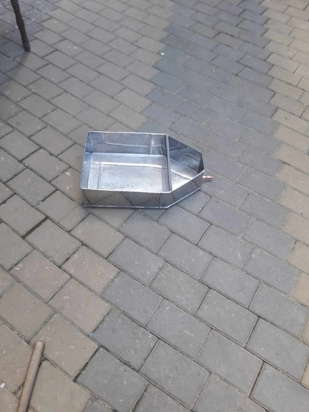 Vand crinte de facut branza galeți de muls oi cazane preț negociabil d