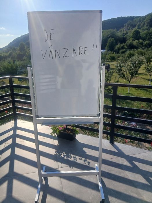 Tablă magnetică mobilă