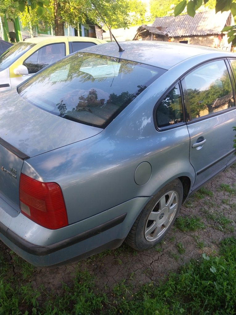 Vând passat b5 1.8 benzina 4 motion an fabricație 2000