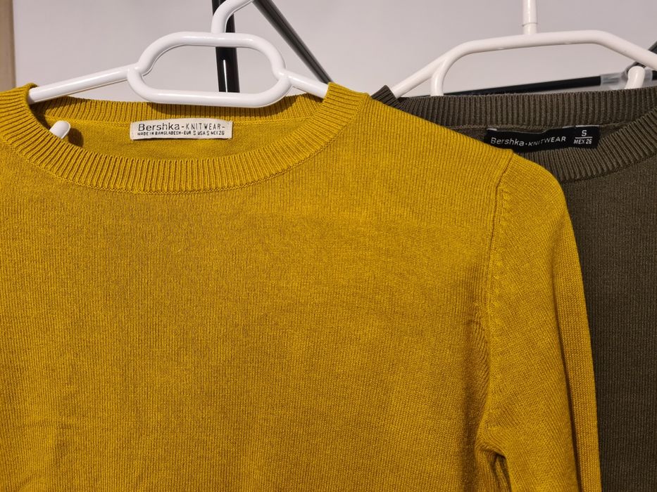 Pulovere scurte Bershka S