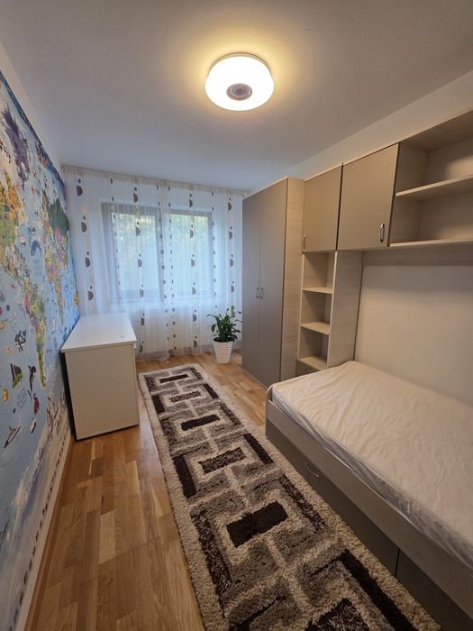Apartament de închiriat