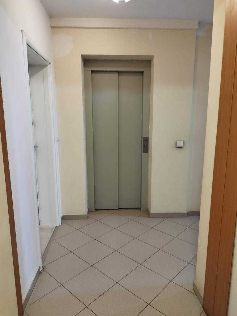 Продава се Едностаен апартамент в София, Разсадника - 35 кв.м за 2543 €/кв.м - Снимка #18