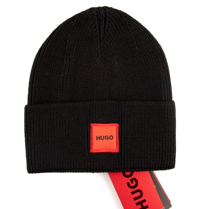 Зимна шапка HUGO