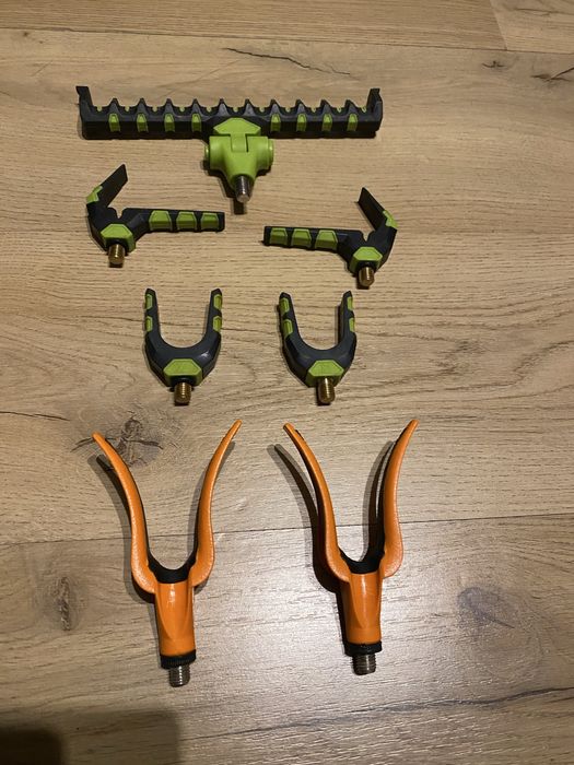 Capete suport feeder Delphin si Mostiro