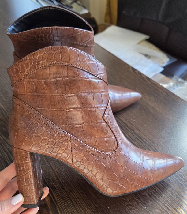 Botine tip ciocate Mango -mărimea 36