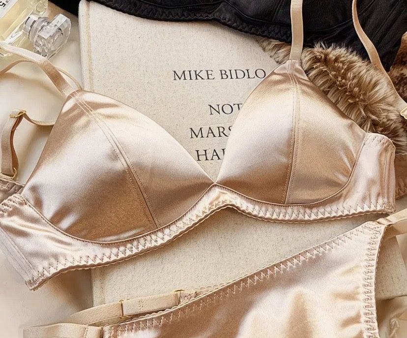 Комплект нижнего белья