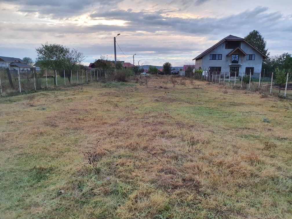 Vând teren intravilan pe strada Prelungirea Panduri