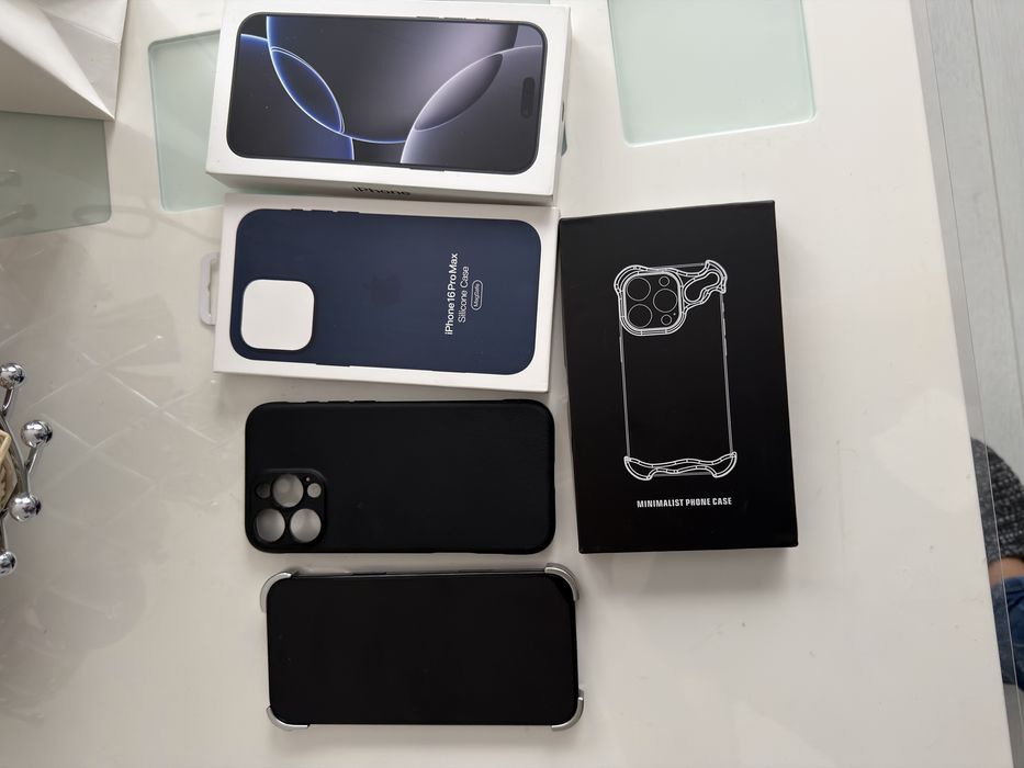 Iphone 16 pro max 256 GB Black Titanium