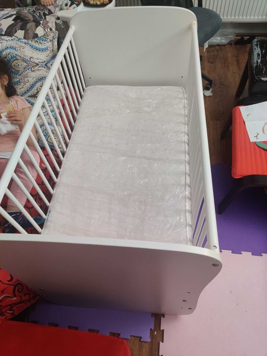 Pătuț de bebeluș alb lemn masiv