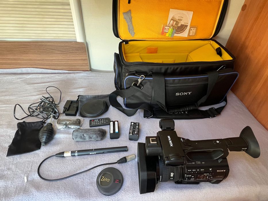 Продавам камера SONY PXW-Z150 + Trix Krono TX-DV6