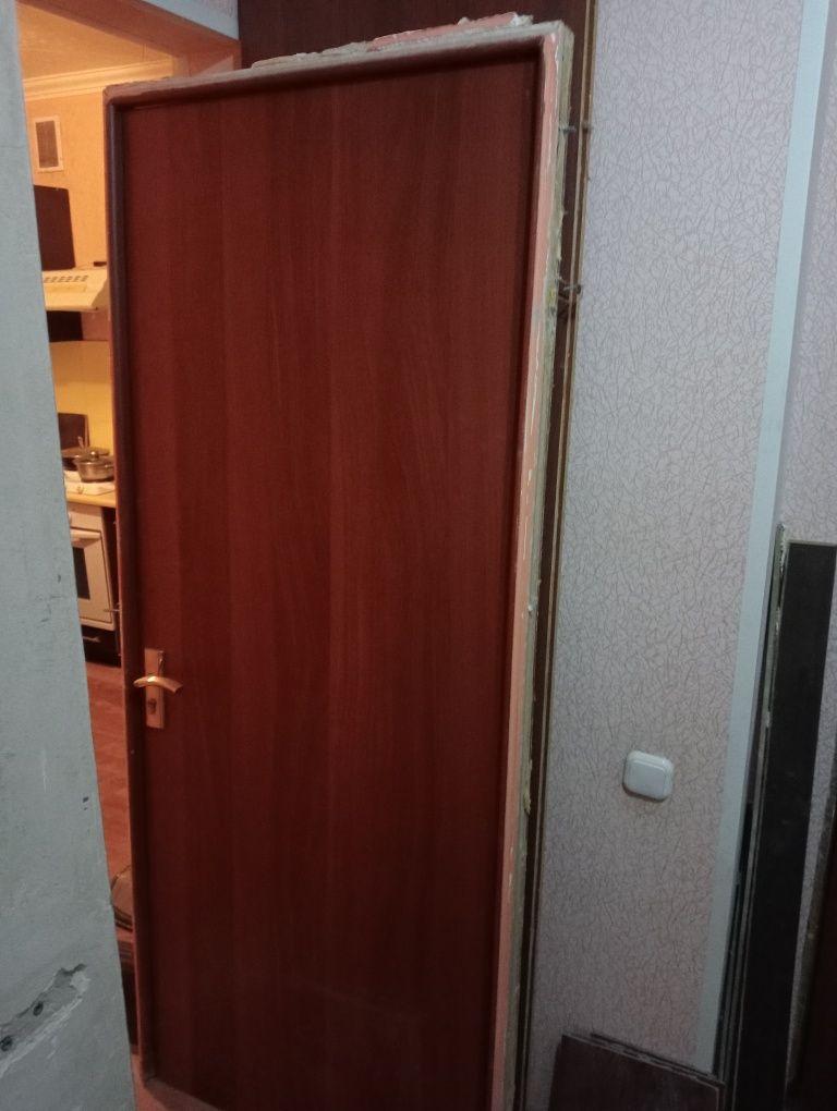 Отдам даром двери