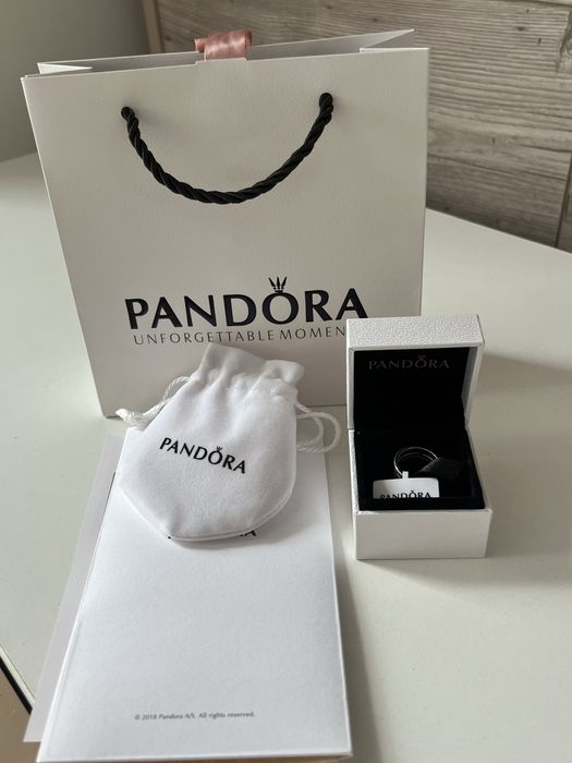 Срочно продам кольцо Пандора оригинал