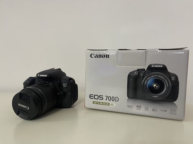 Canon EOS 700D, obiectiv 18-55mm