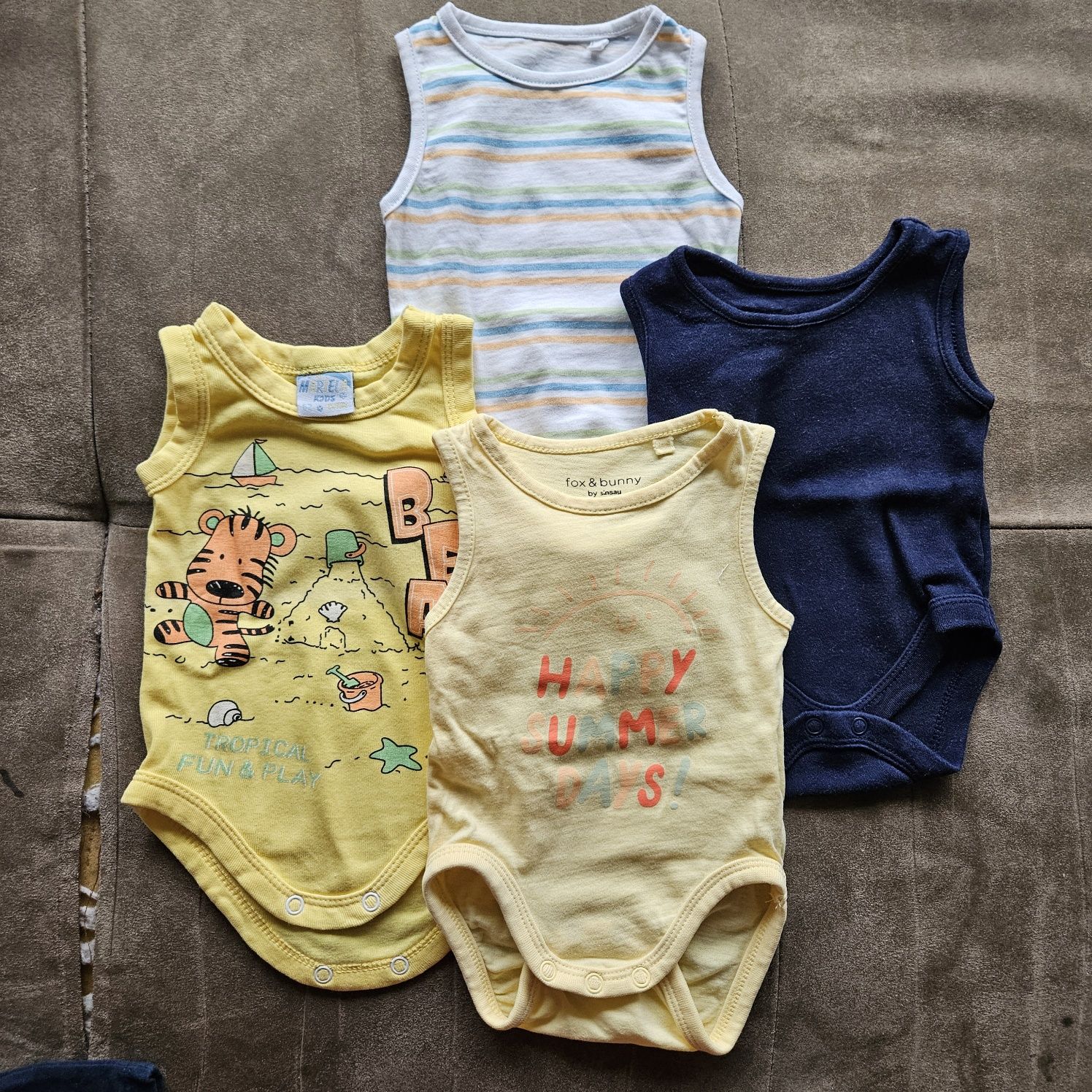 Лот бебешки дрехи 0-3м + ПОДАРЪК