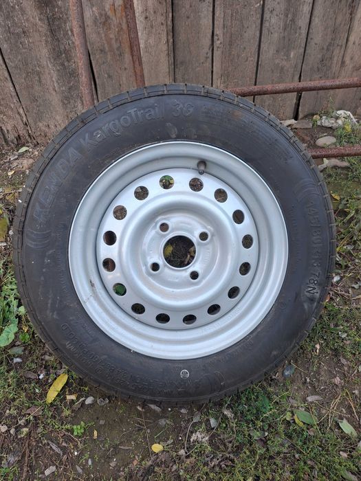 Vând roată rezervă remorcuță 750