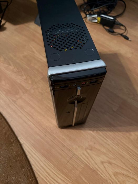 Unitati mini desktop I7/I3