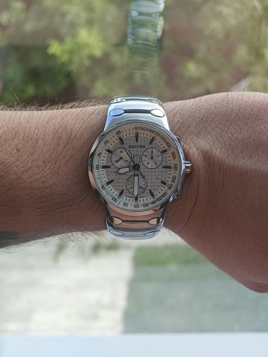 Ceas barbatesc Sector 700