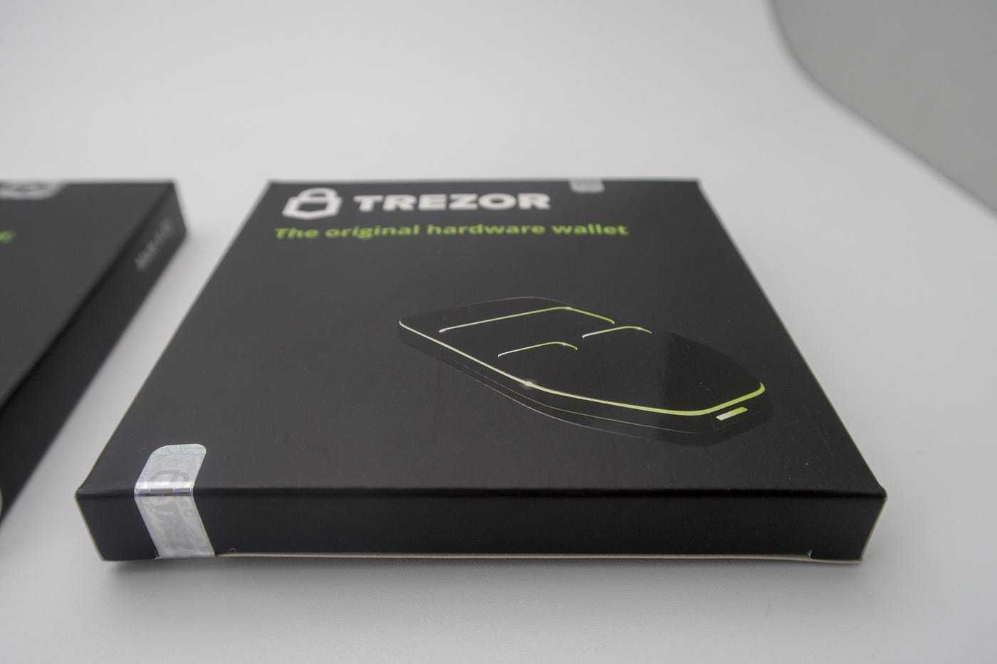 Криптокошелек Trezor Model One