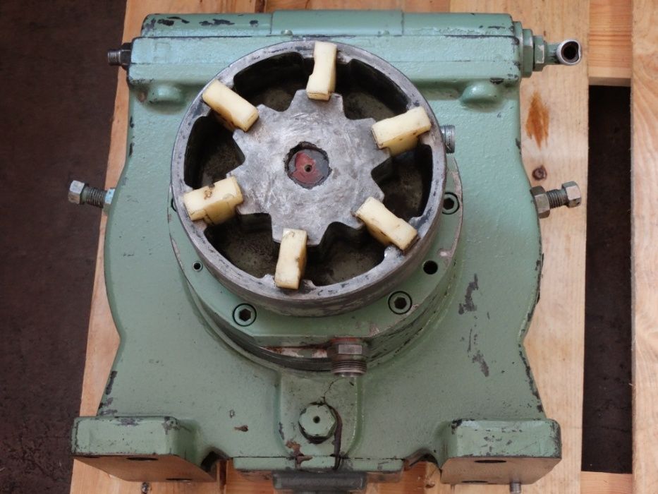 Хидравлична помпа ORSTA 100/120R TGL-1874