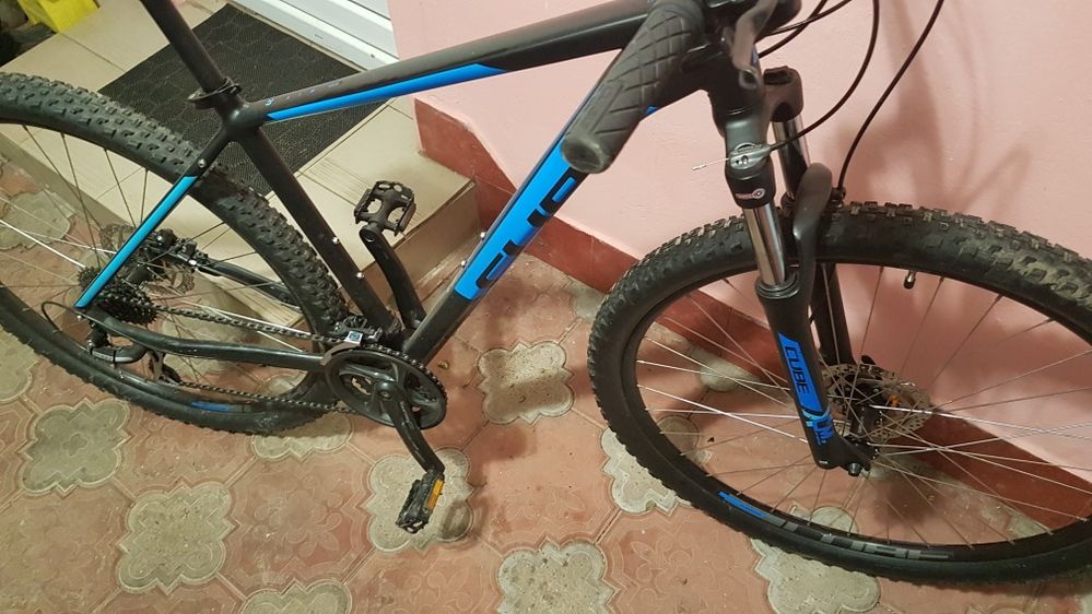 Bicicleta cube aim 29"