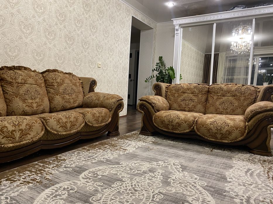 Мягкий уголок в хорошем состоянии