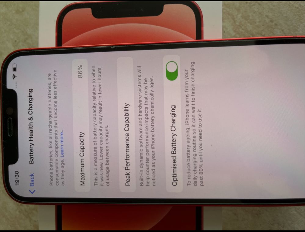 iPhone 12 без забележки