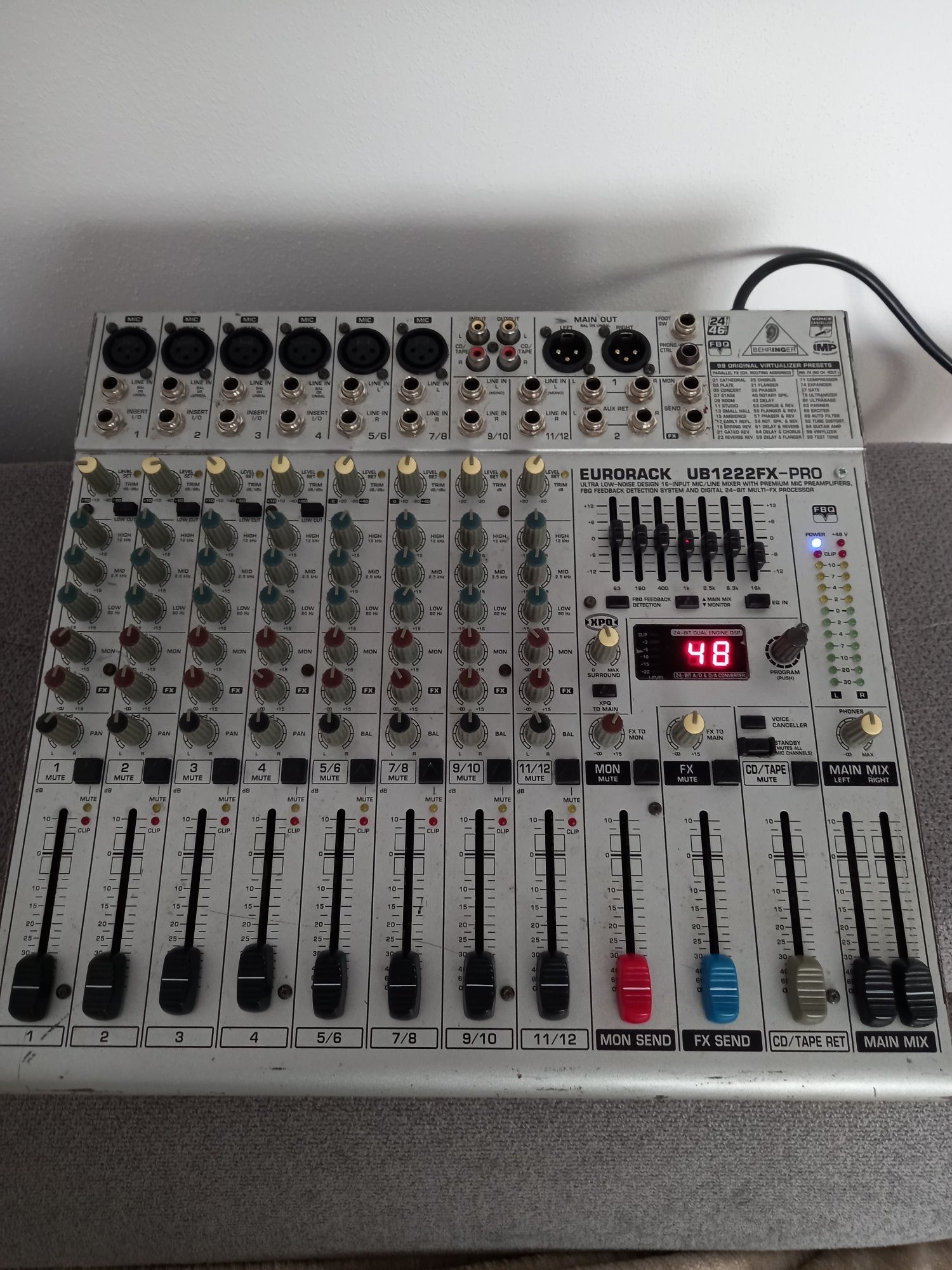 Mixer Behringer UB1222FX-PRO