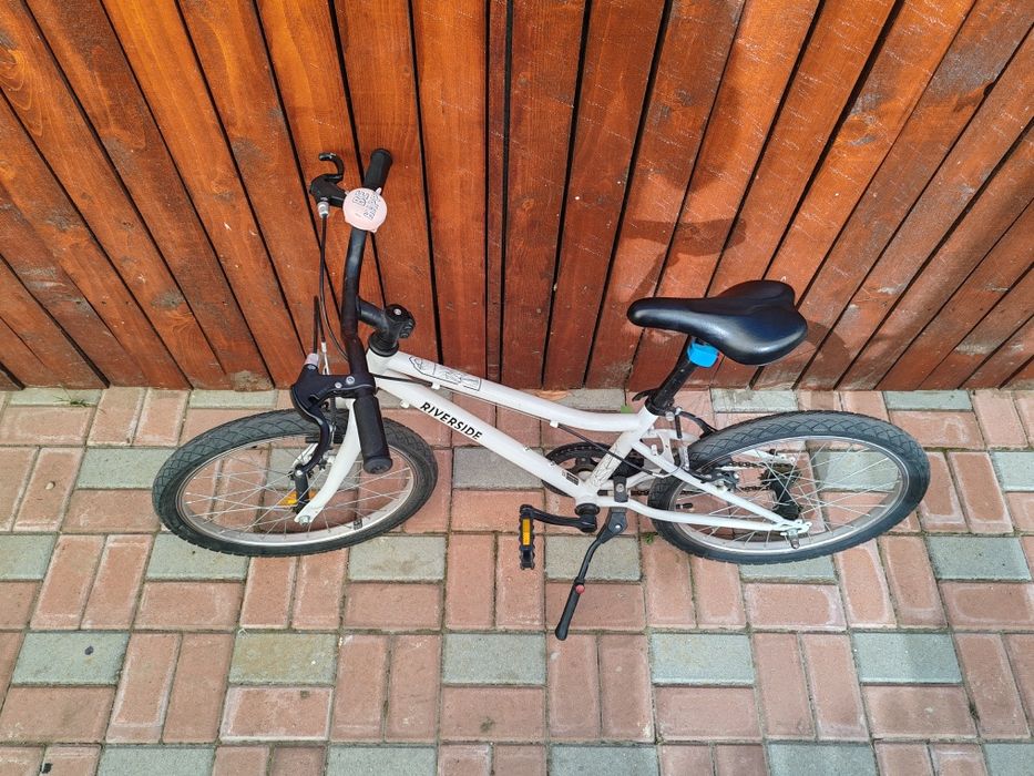 Vând bicicleta bitwin