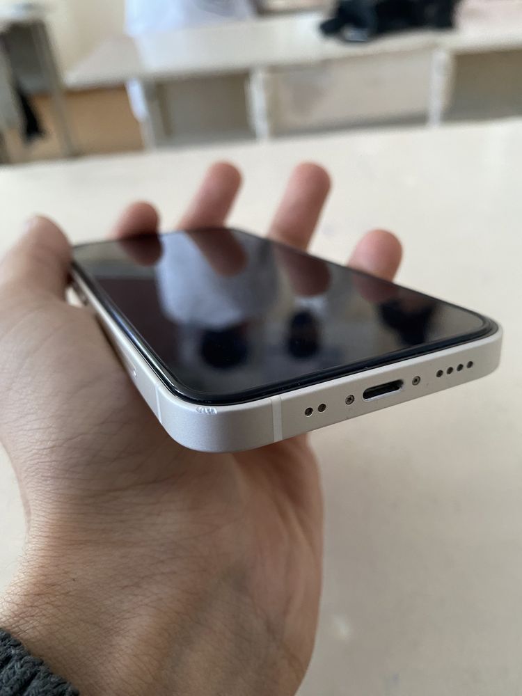 Iphone 12 mini white